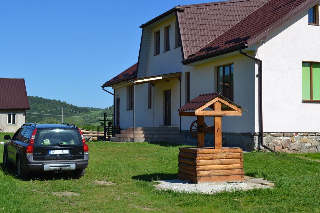 U Dvori Hotel Podgorodtsy Exterior photo